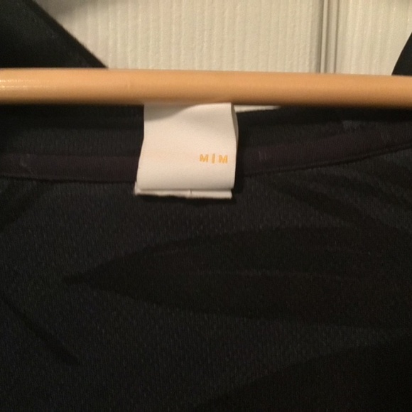 Lole black hoodie with poly printed lining - Picture 7 of 9